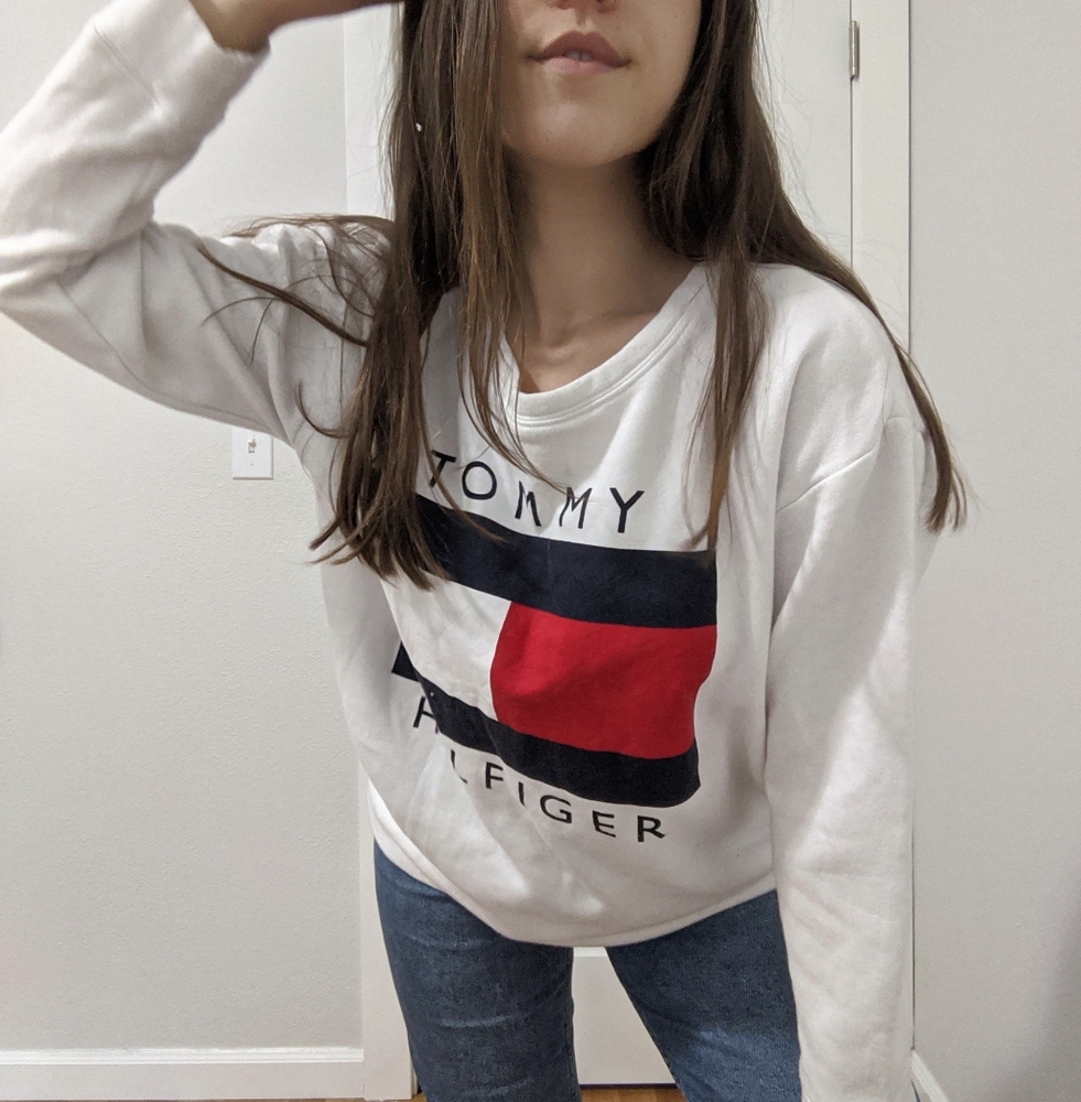 Tommy Hilfiger sweater - Picture 2 of 3